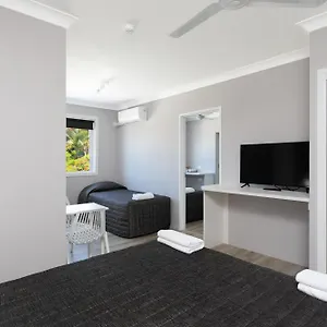 Burleigh 3* Gold Coast